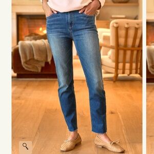 FRANK AND EILEEN Derry Blue Denim Jean